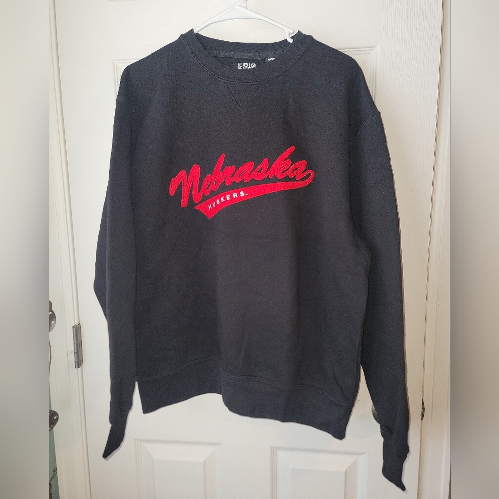 Nebraska corn huskers embroidery long sleeve crew neck sweatshirt SZL Big Cotton